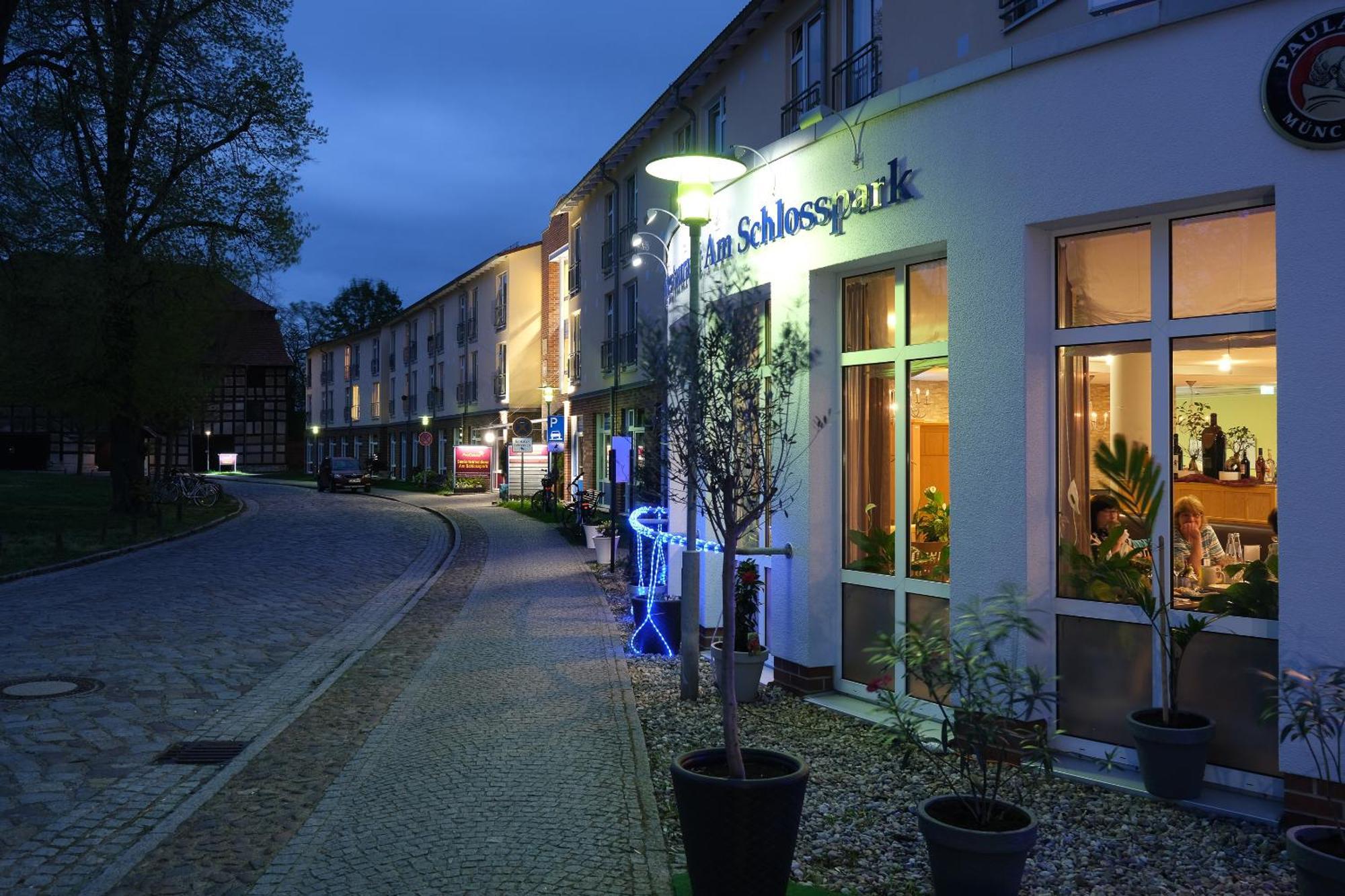 Hotel & Restaurant Am Schlosspark Dahme  Extérieur photo
